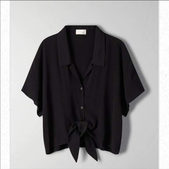 Wilfred Free collared two button crop top - Picture 3 of 9
